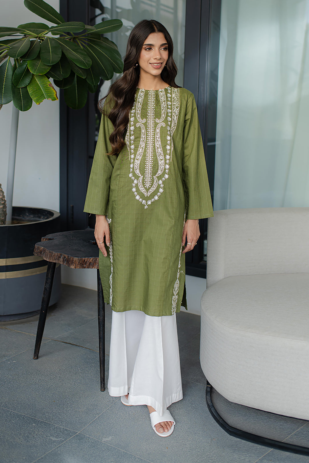 Embroidered Kurta - 1436