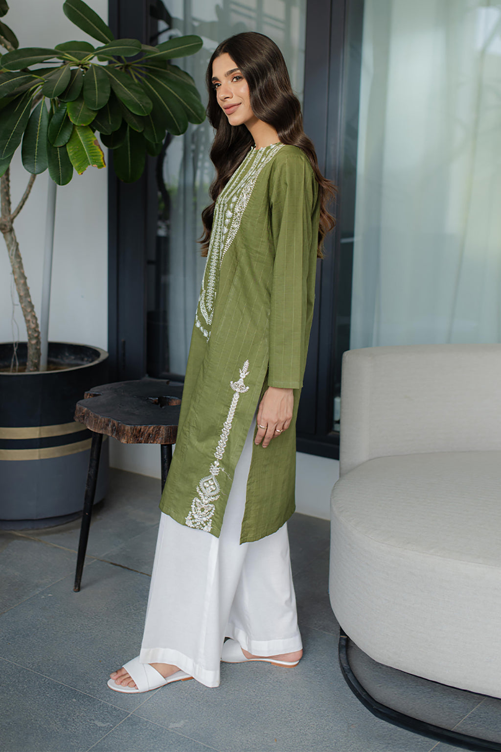 Embroidered Kurta - 1436