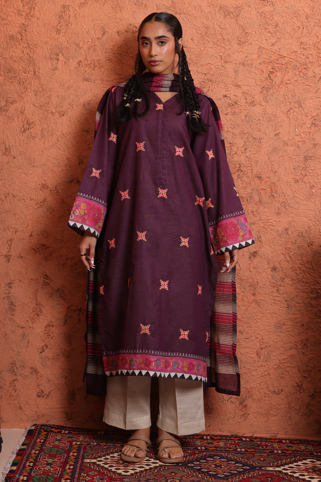 Embroidered Kurta Dupatta - 1408