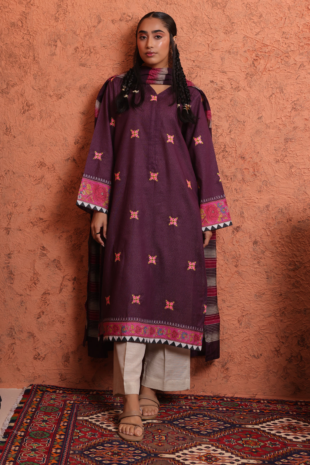 Embroidered Kurta Dupatta - 1408