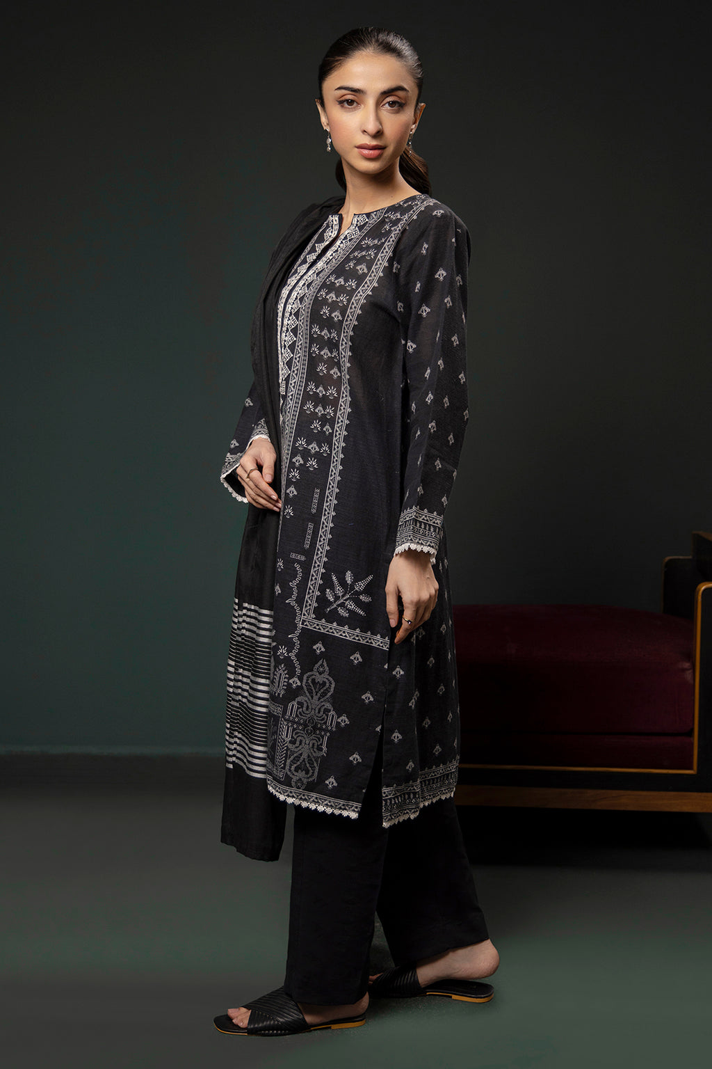 Embroidered Kurta Dupatta - 1493