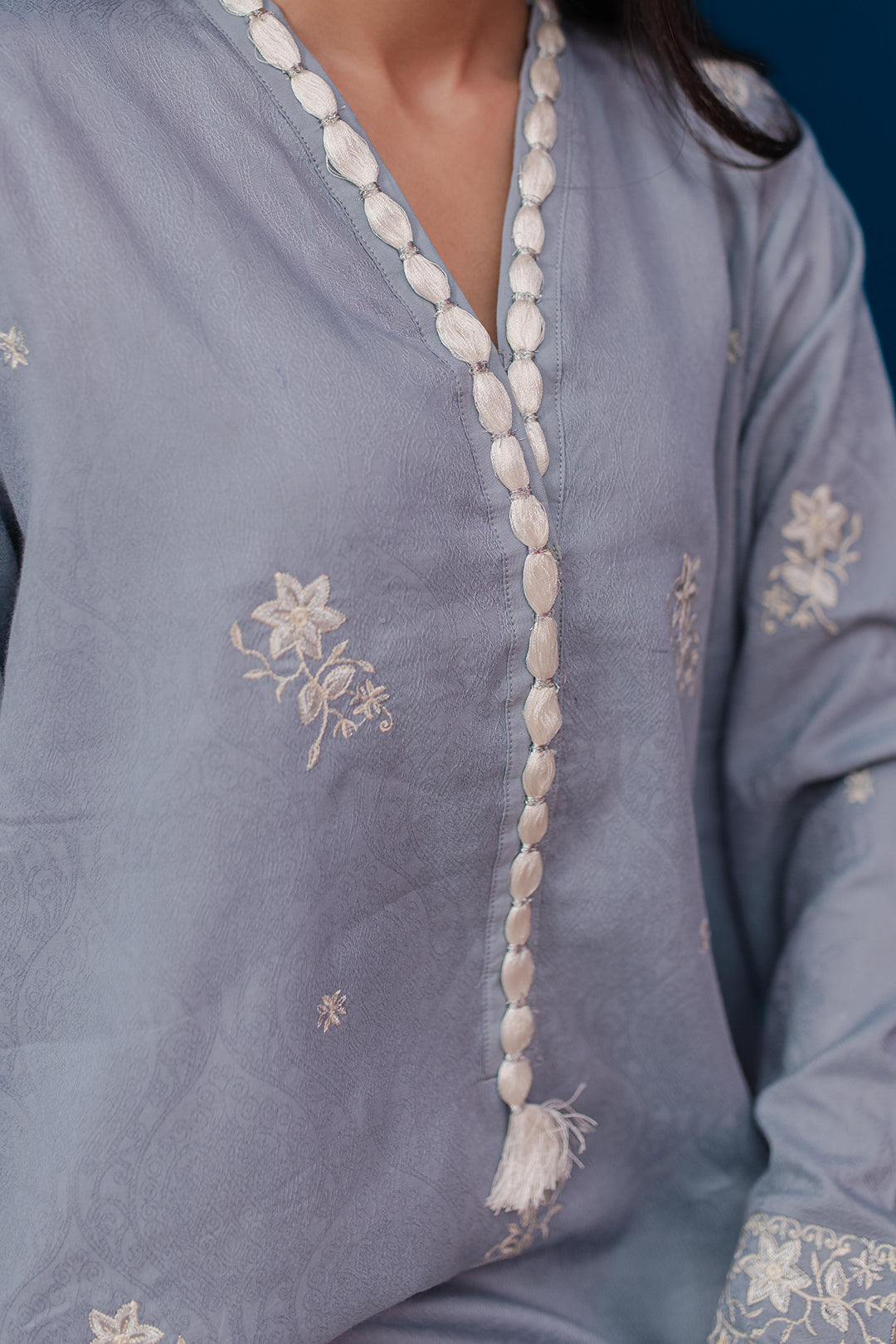 Embroidered Kurta Trouser - 3350