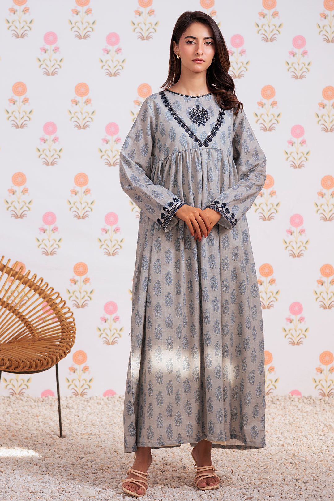 Embroidered Kurta - 2909