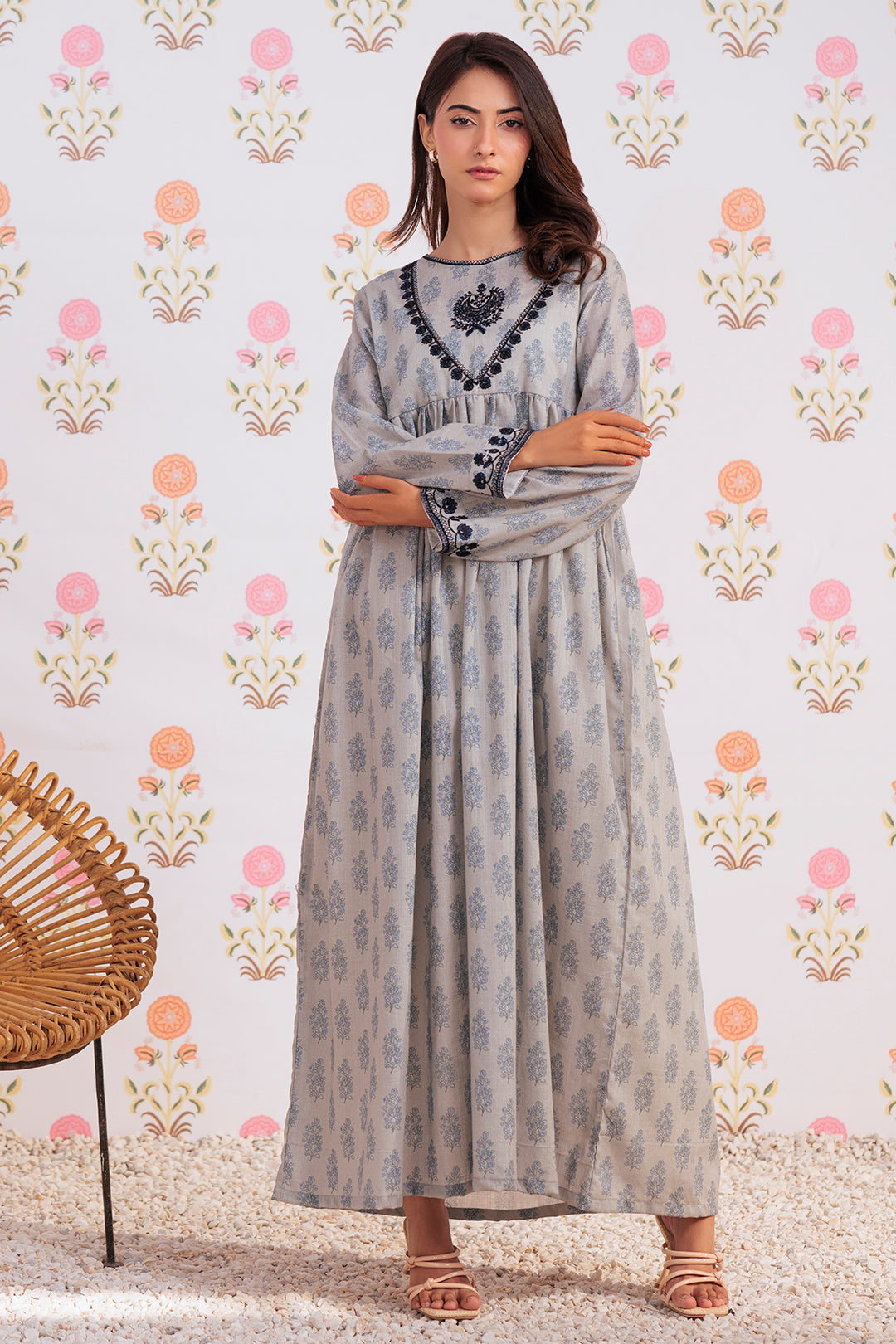Embroidered Kurta - 2909