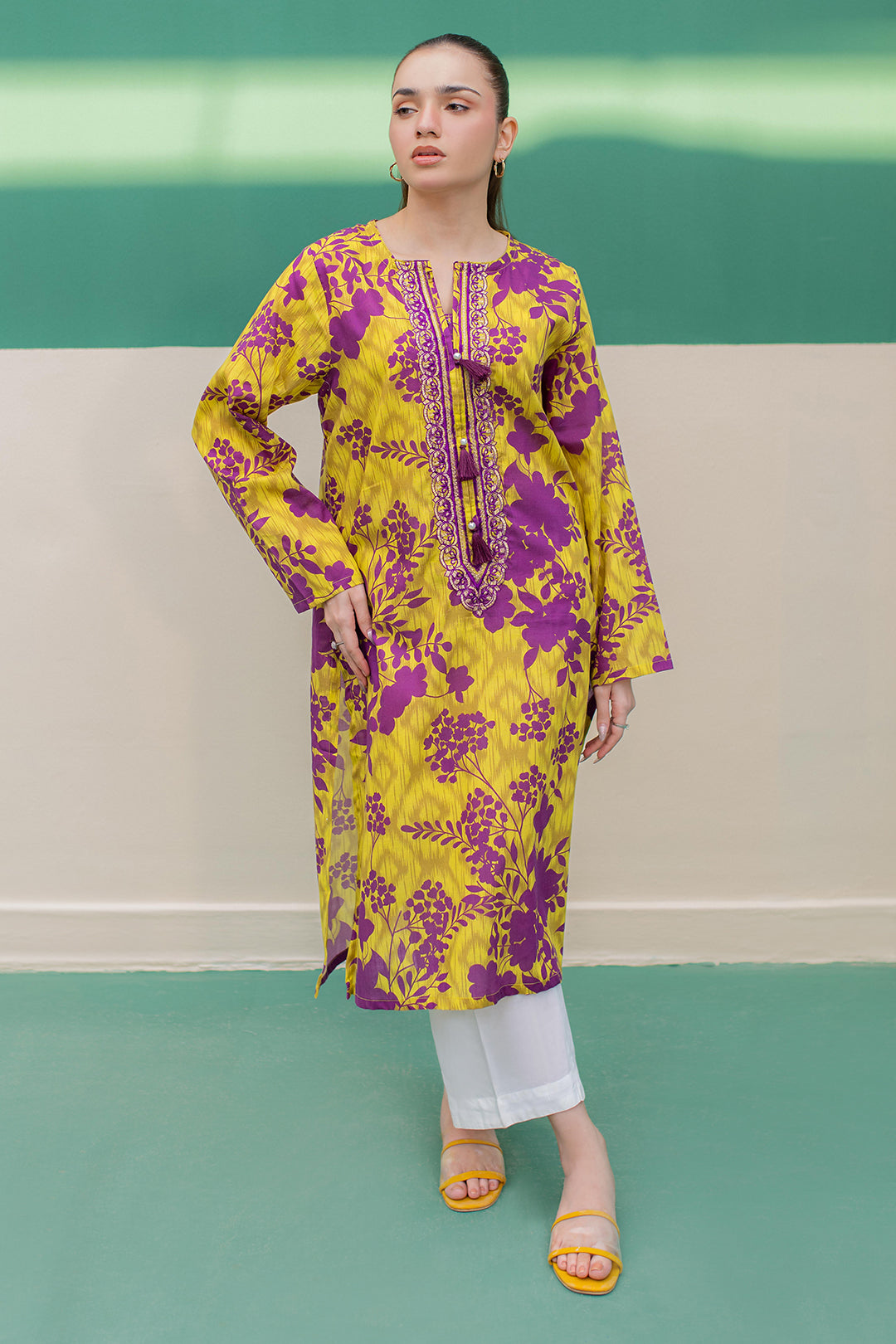 Embroidered Kurta - 2916