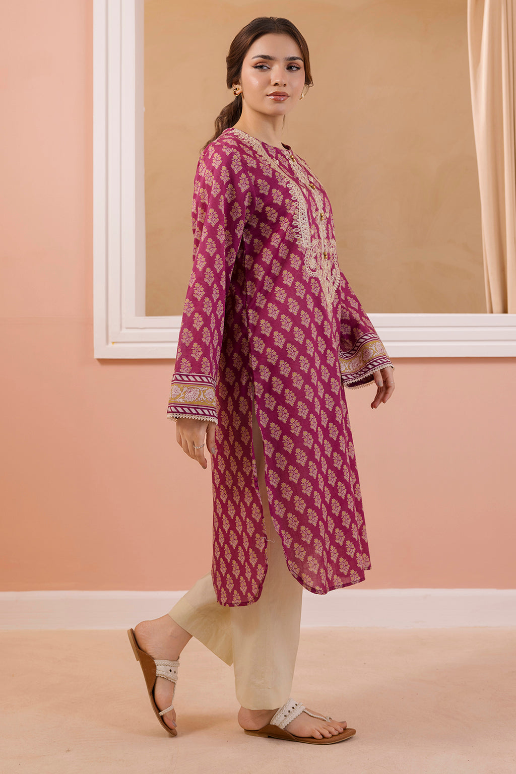 Embroidered Kurta - 3100