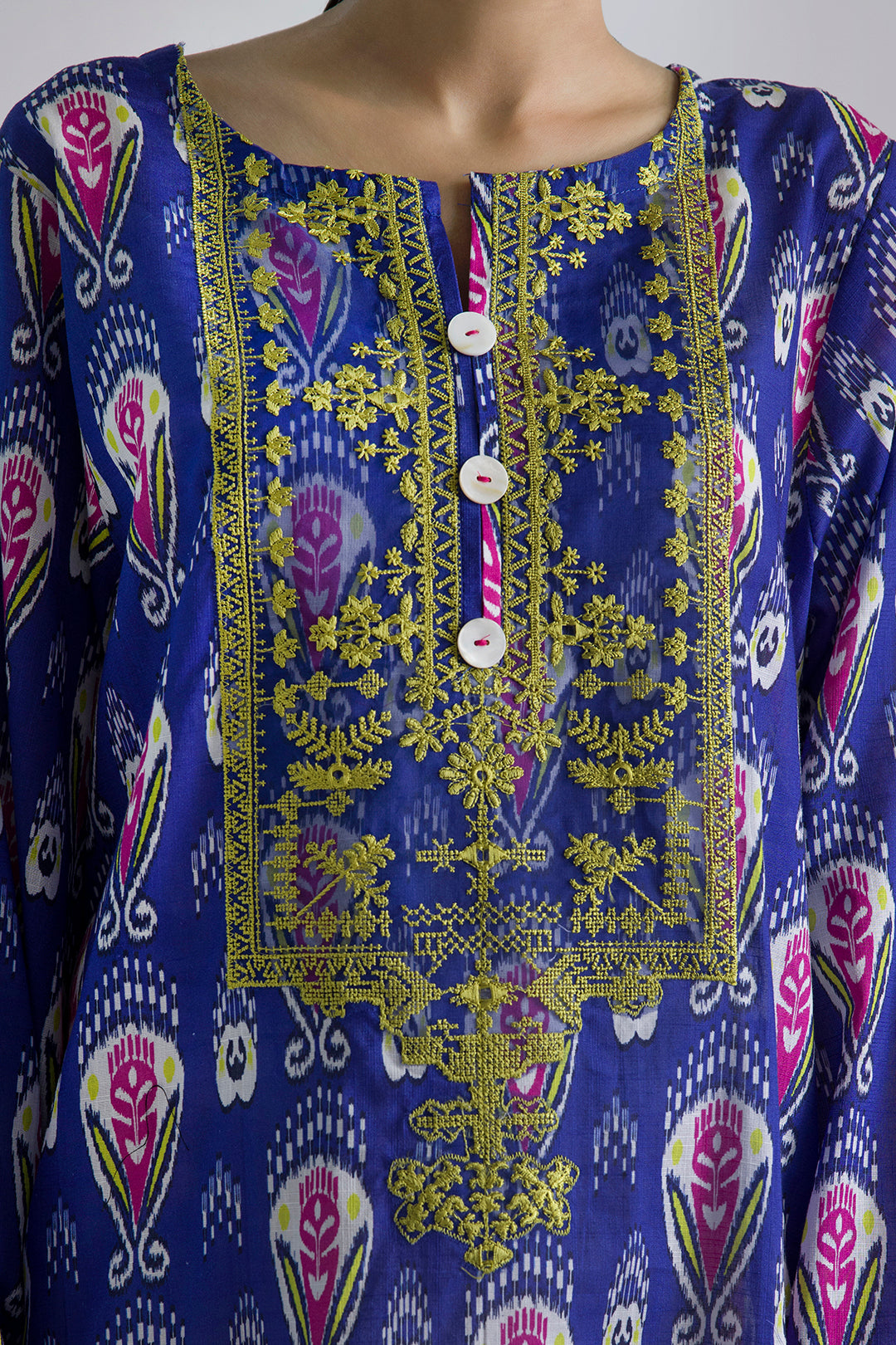Embroidered Kurta - 3128