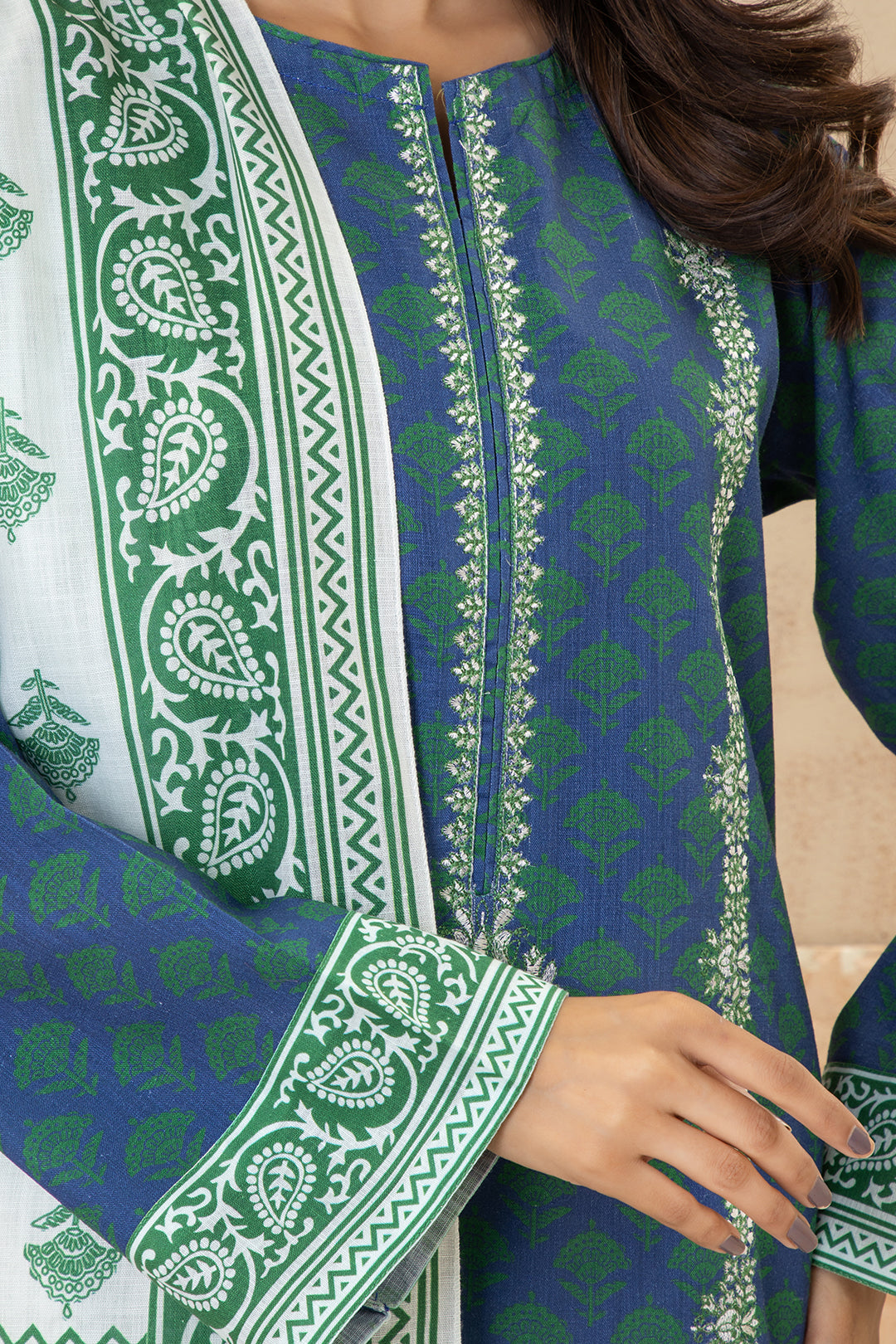 Embroidered Kurta Dupatta - 2935