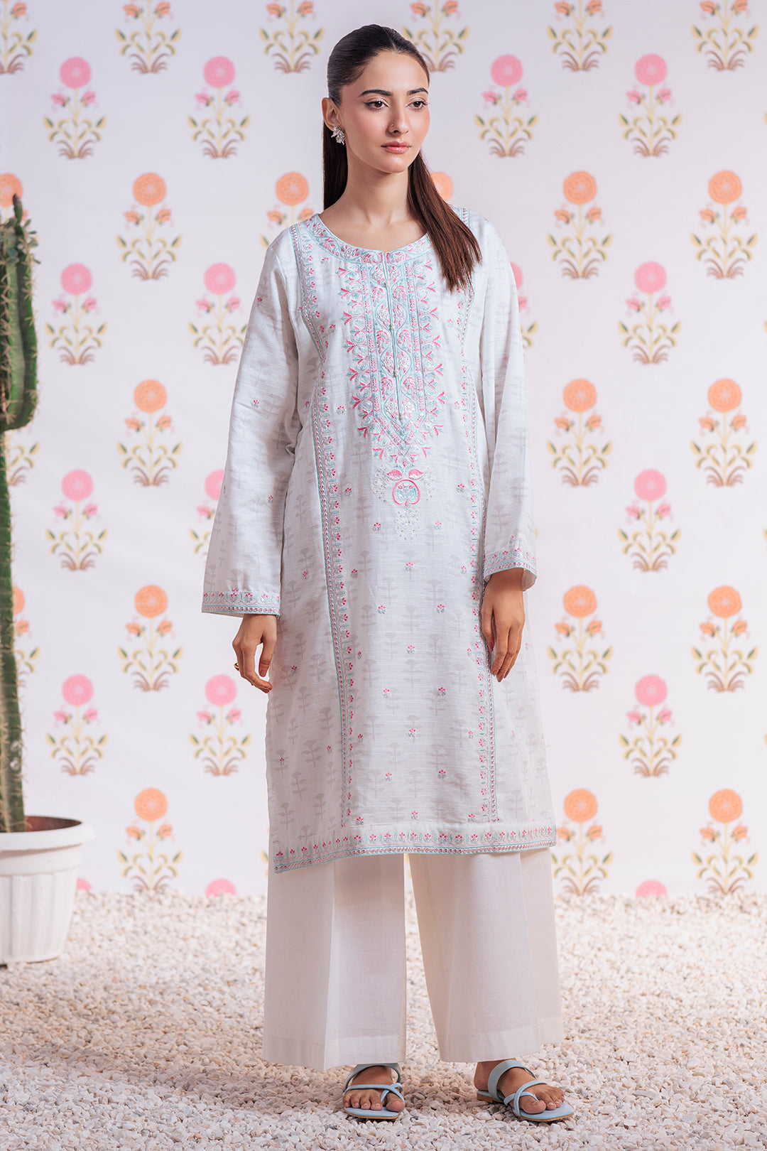 Embroidered Kurta Trouser - 2939
