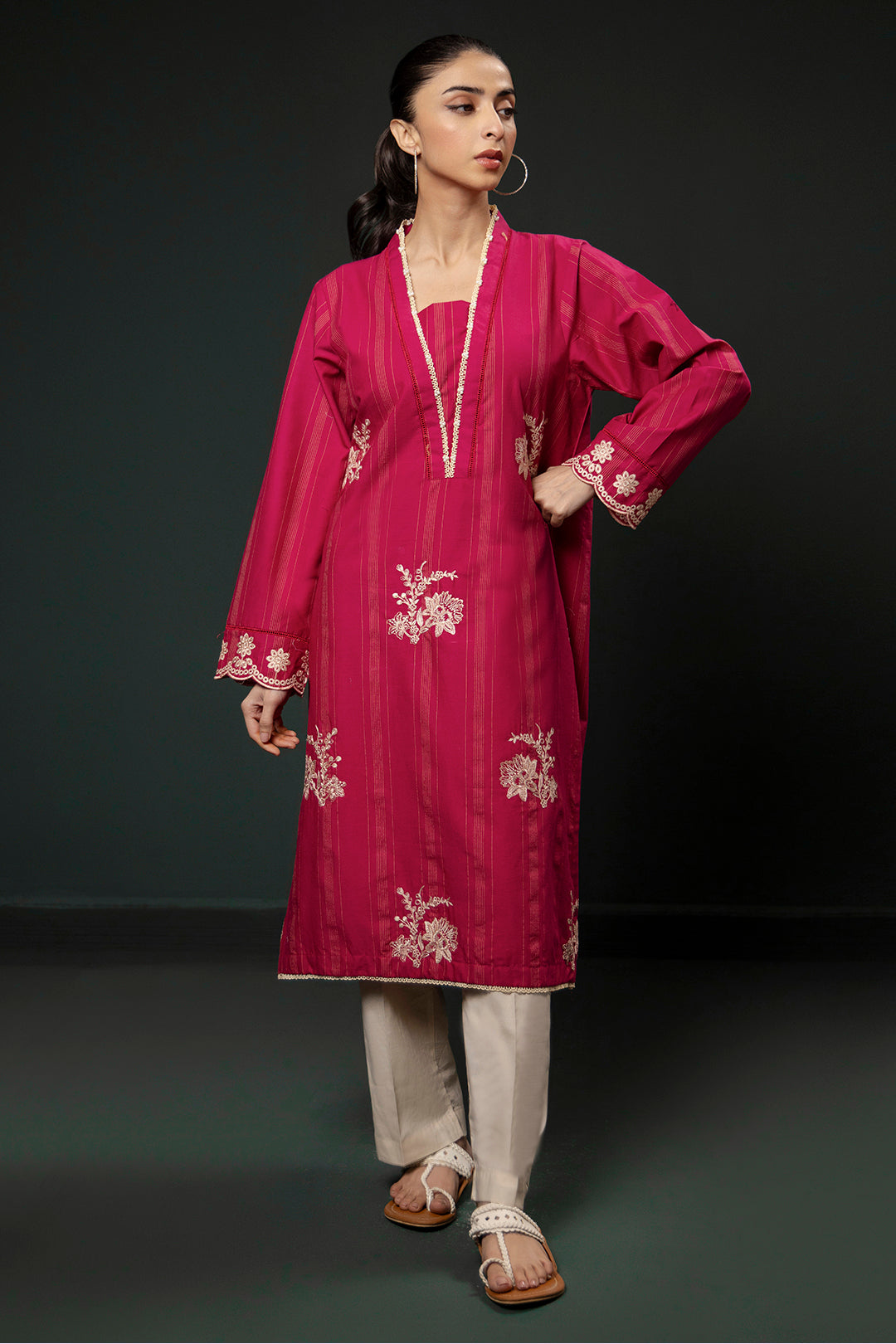 Embroidered Kurta Trouser - 2940