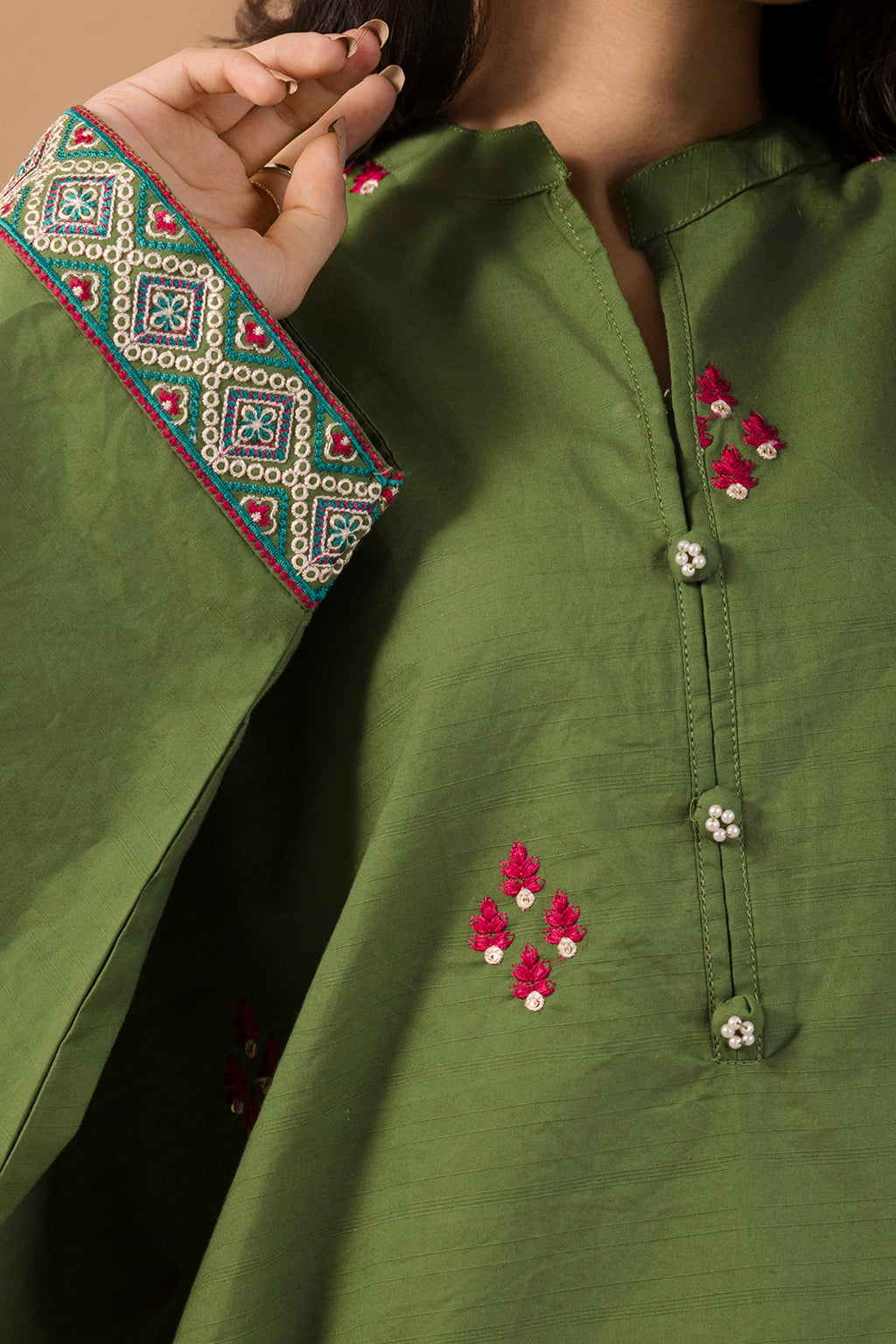 Embroidered Kurta Trouser - 2942