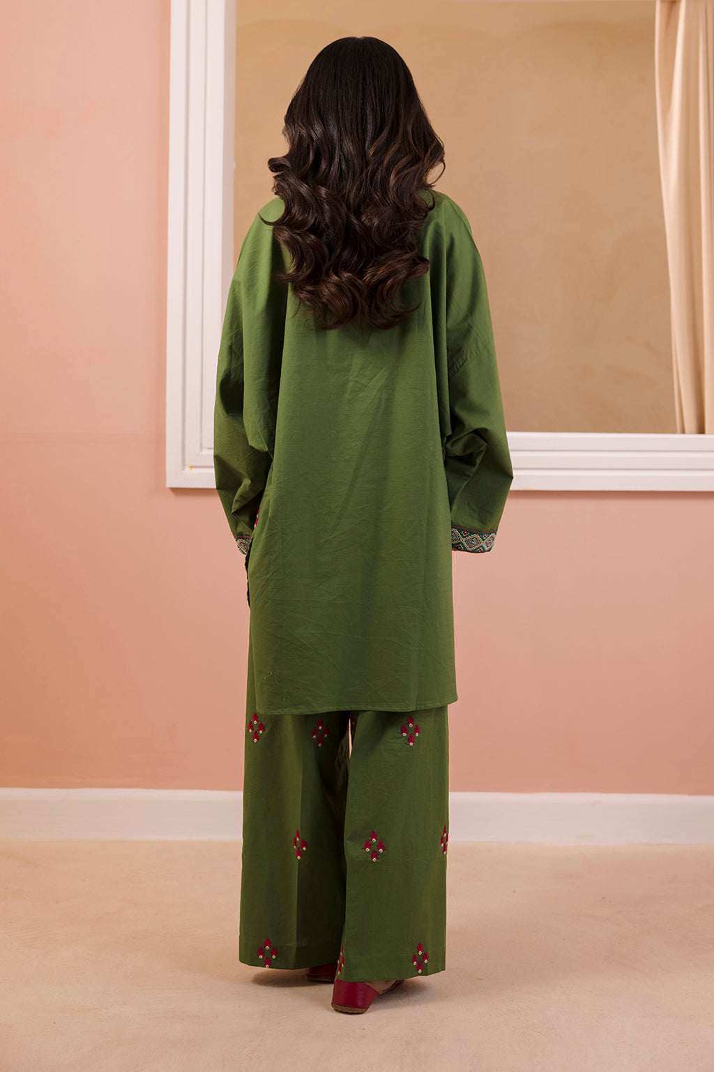 Embroidered Kurta Trouser - 2942
