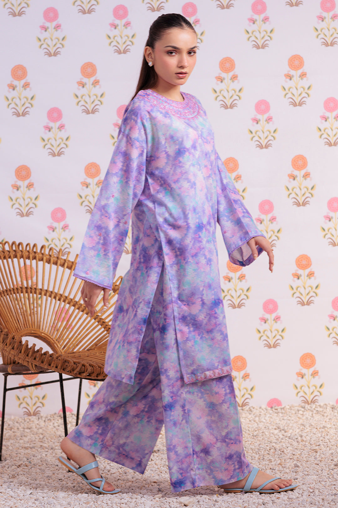 Embroidered Kurta Trouser - 3000