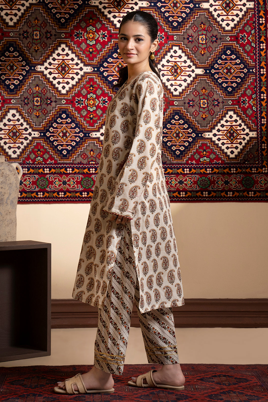 Embroidered Kurta Trouser - 3002