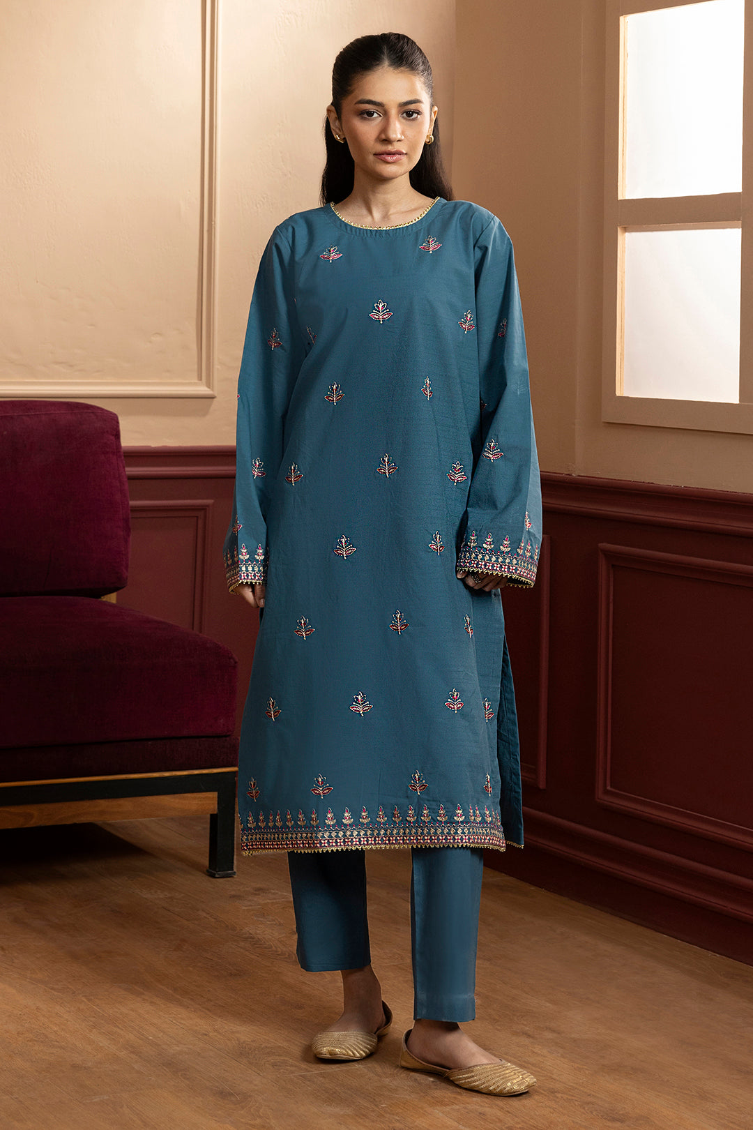Embroidered Kurta Trouser - 3112