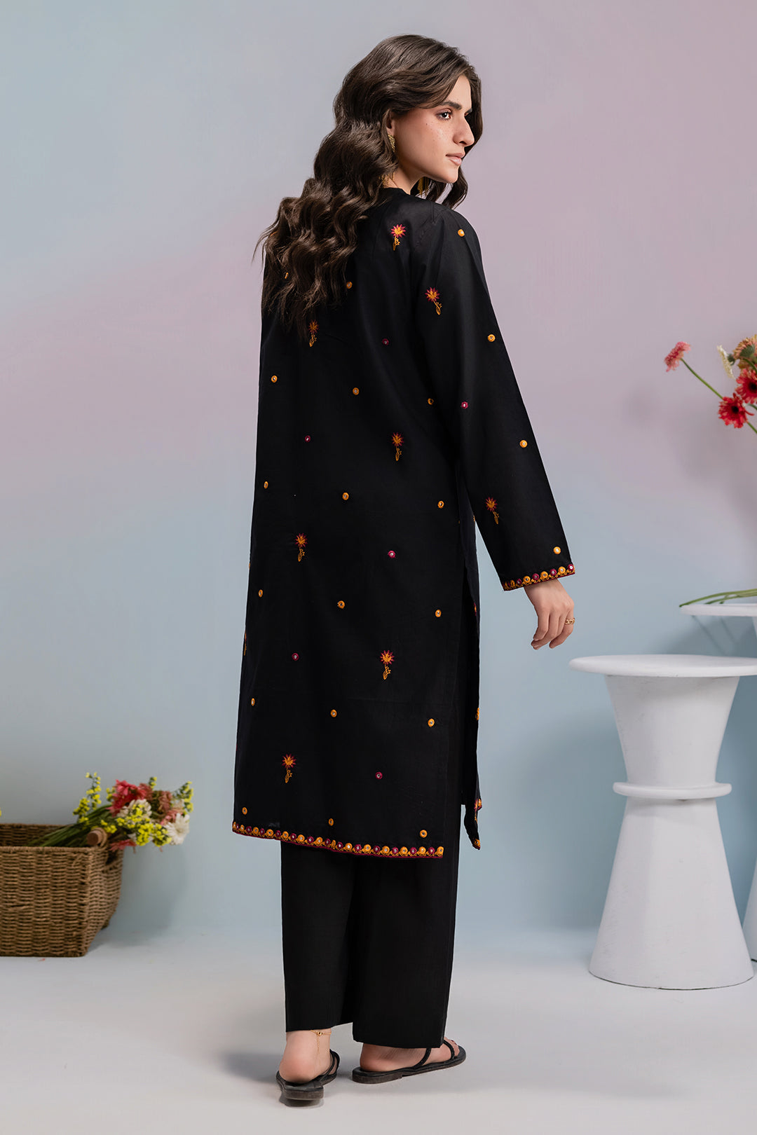 Embroidered Kurta Trouser - 3113
