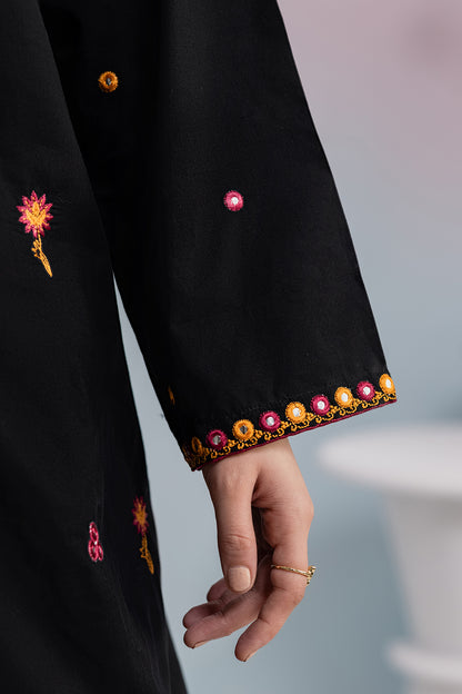 Embroidered Kurta Trouser - 3113