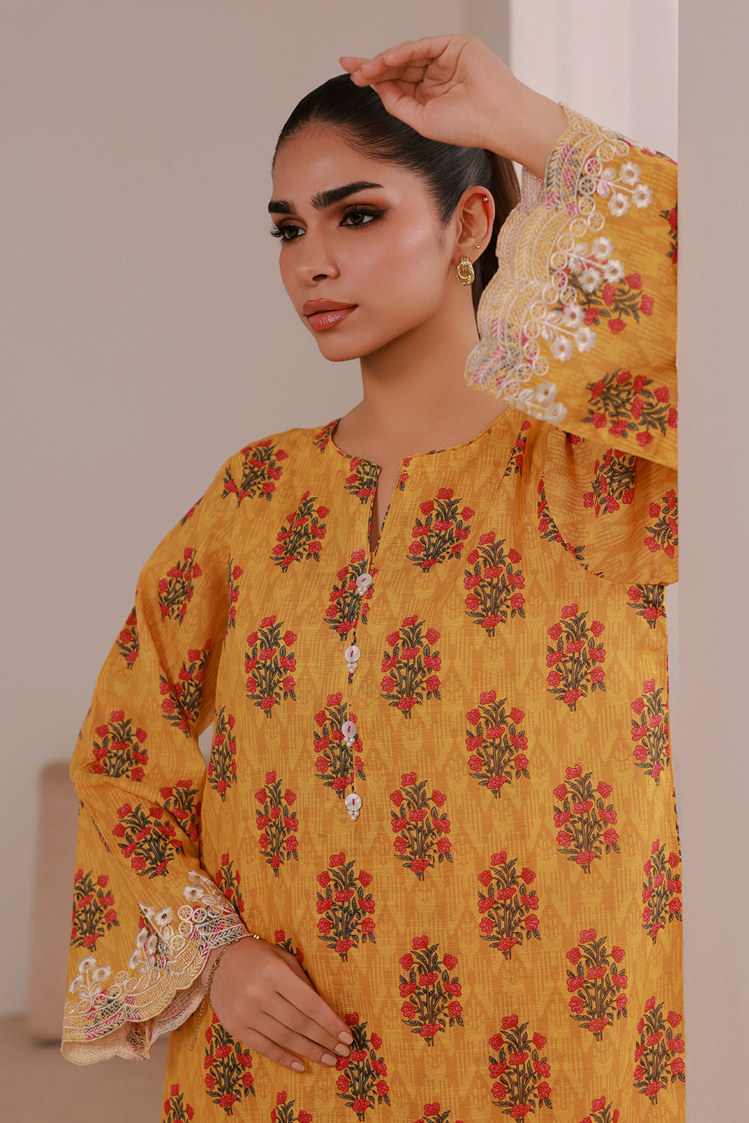 Embroidered Kurta Trouser - 3150