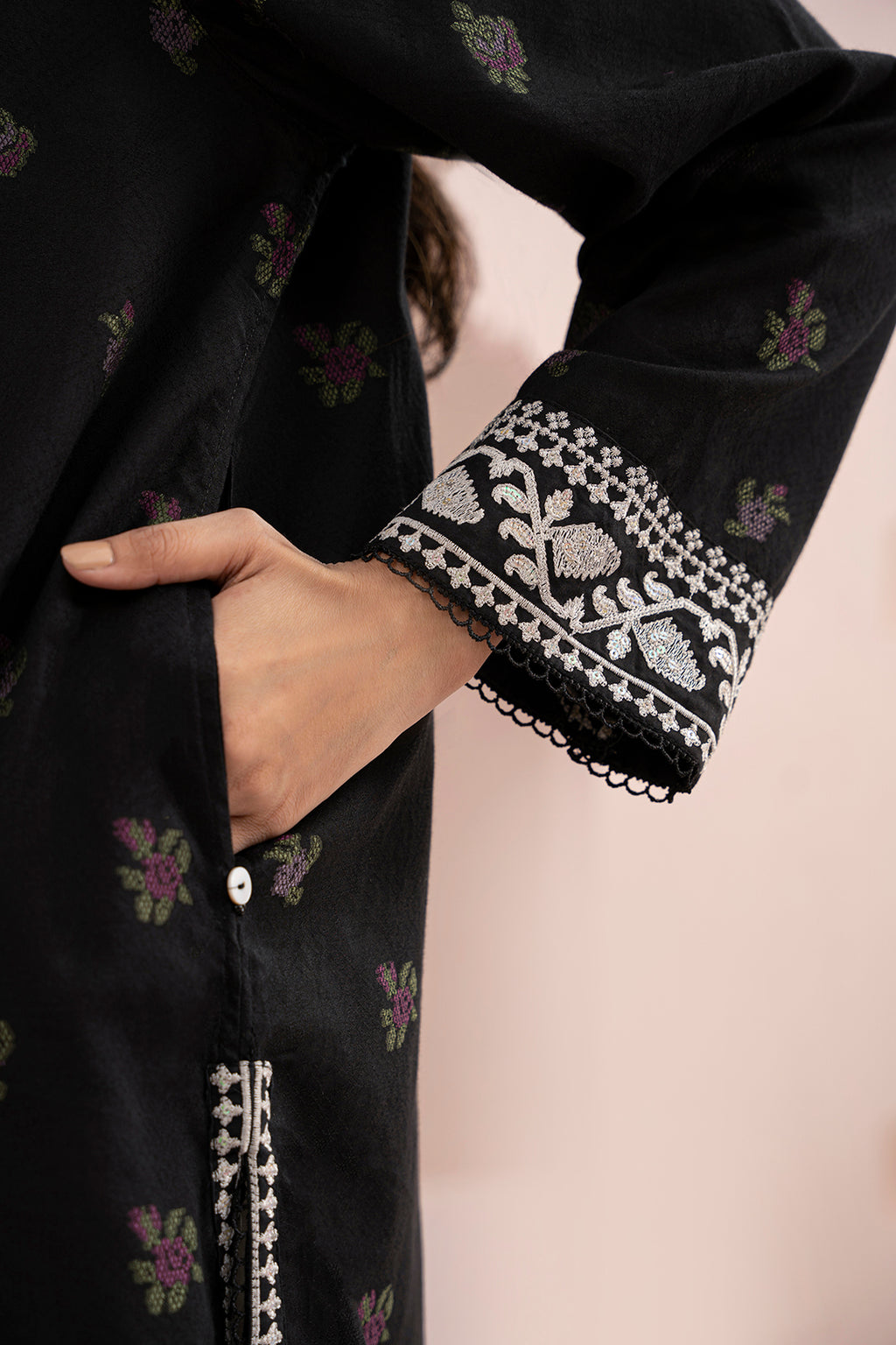 Embroidered Kurta Dupatta - 3345