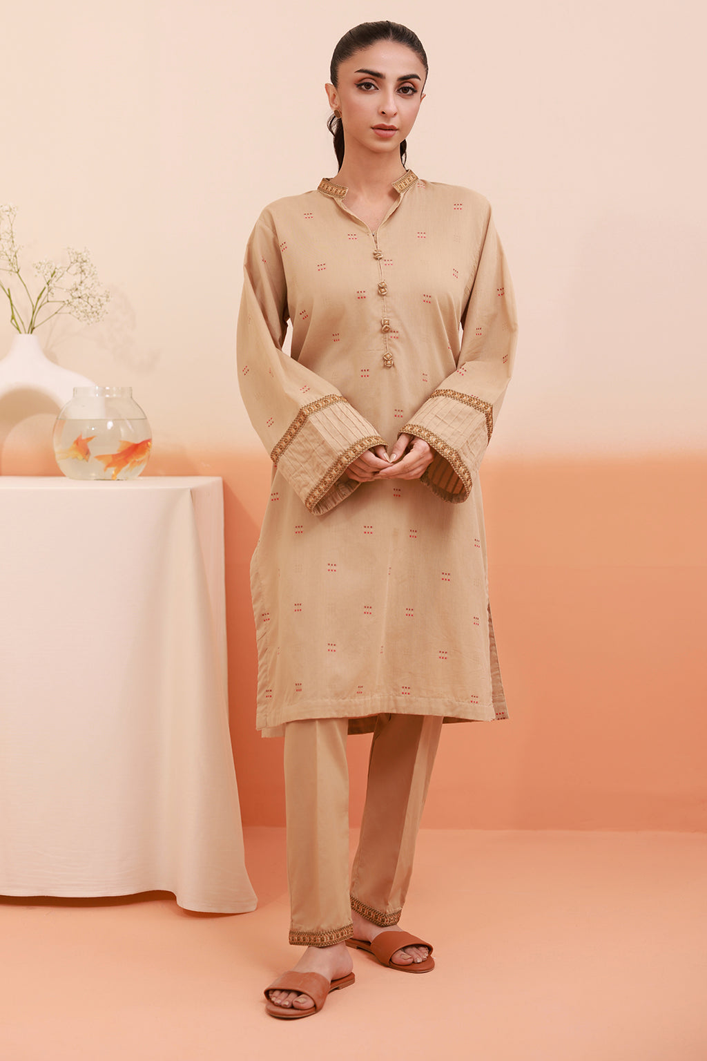 Embroidered Kurta Trouser - 3346