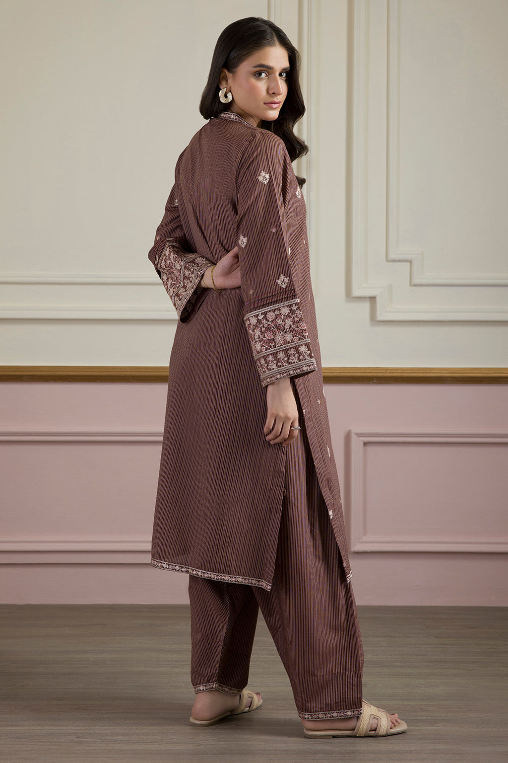 Embroidered Kurta Trouser - 3362