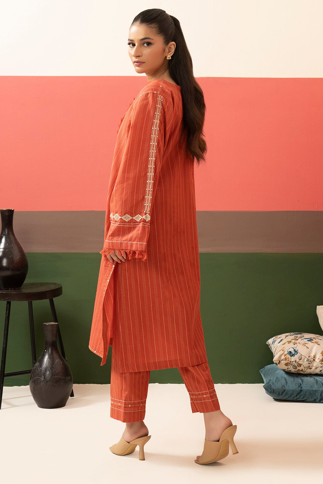 Embroidered Kurta Trouser - 3363