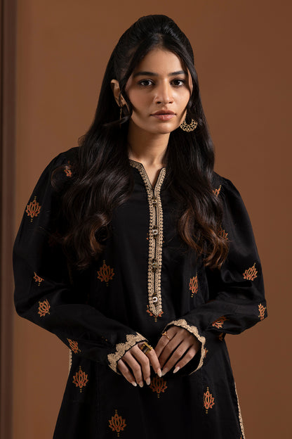 Embroidered Kurta Trouser - 3369