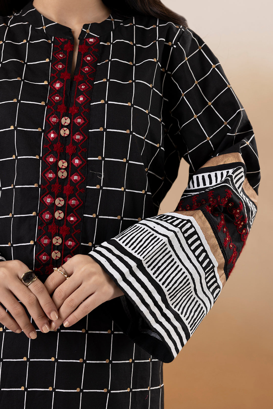 Embroidered Kurta Trouser - 3384