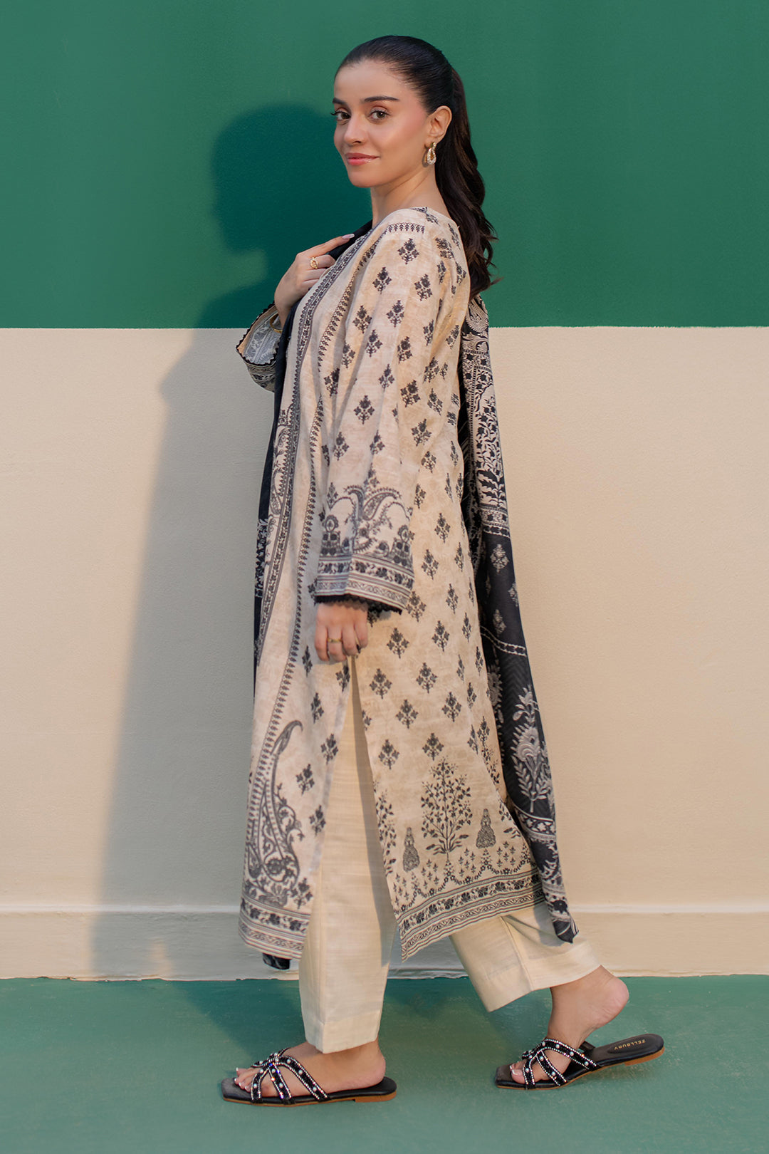 Kurta Dupatta Trouser - 2944