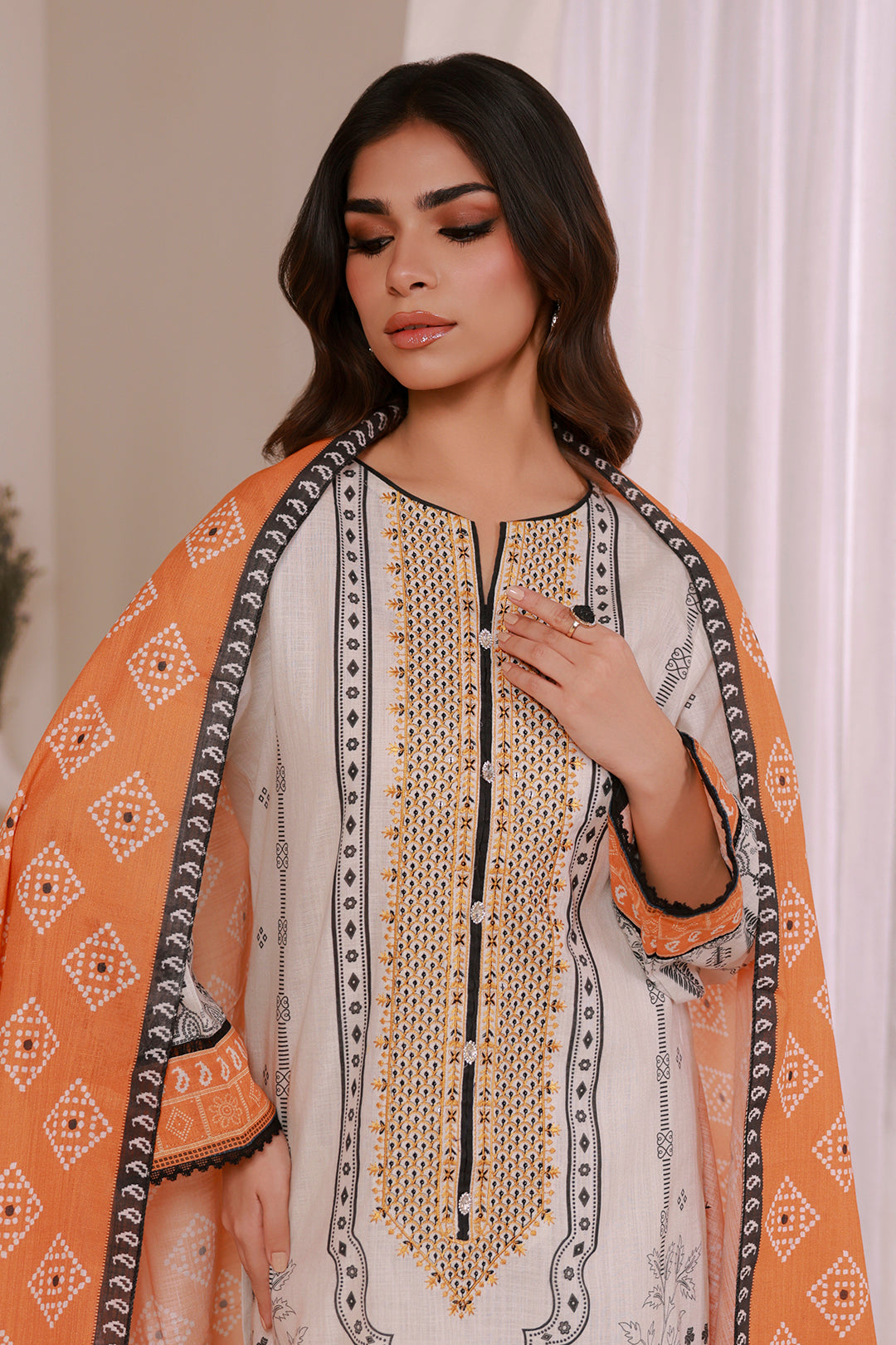Embroidered Kurta Dupatta Trouser - 2953