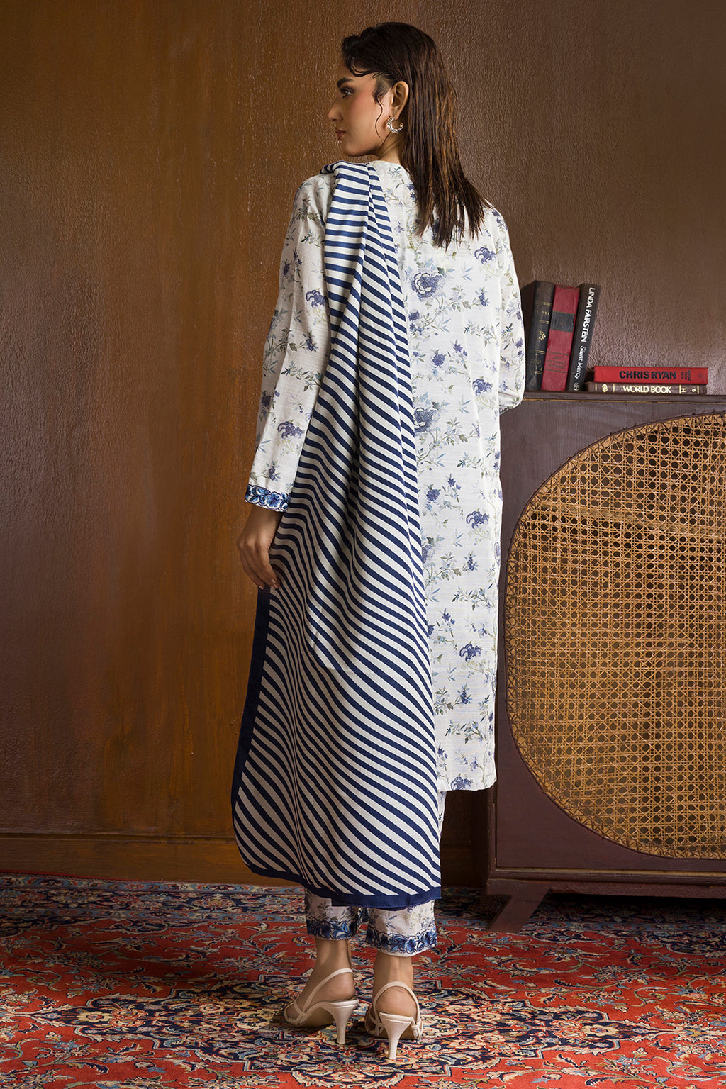 Embroidered Kurta Shawl Trouser - 3015