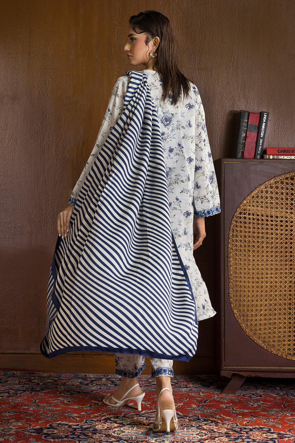Embroidered Kurta Shawl Trouser - 3015