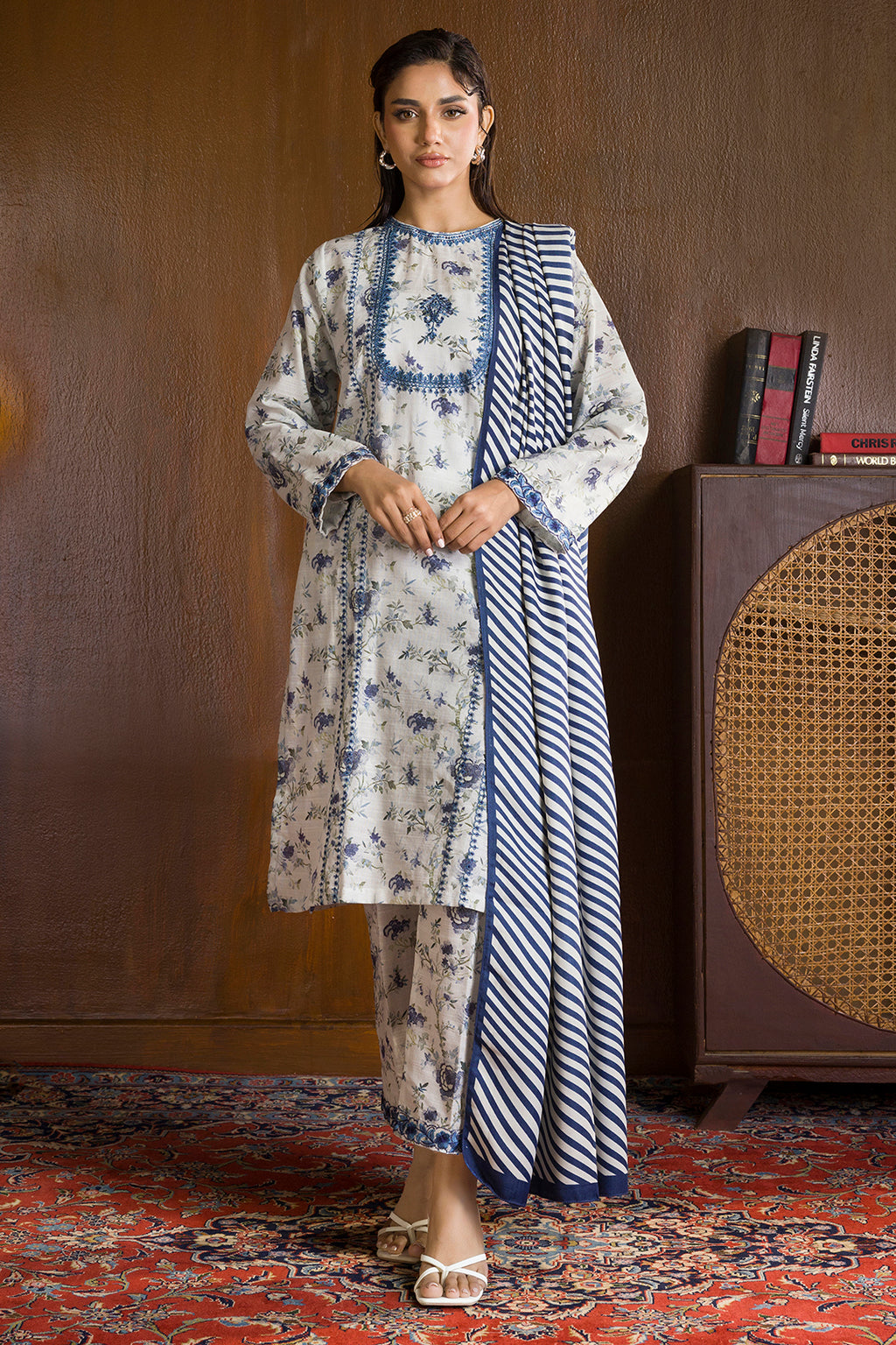 Embroidered Kurta Shawl Trouser - 3015