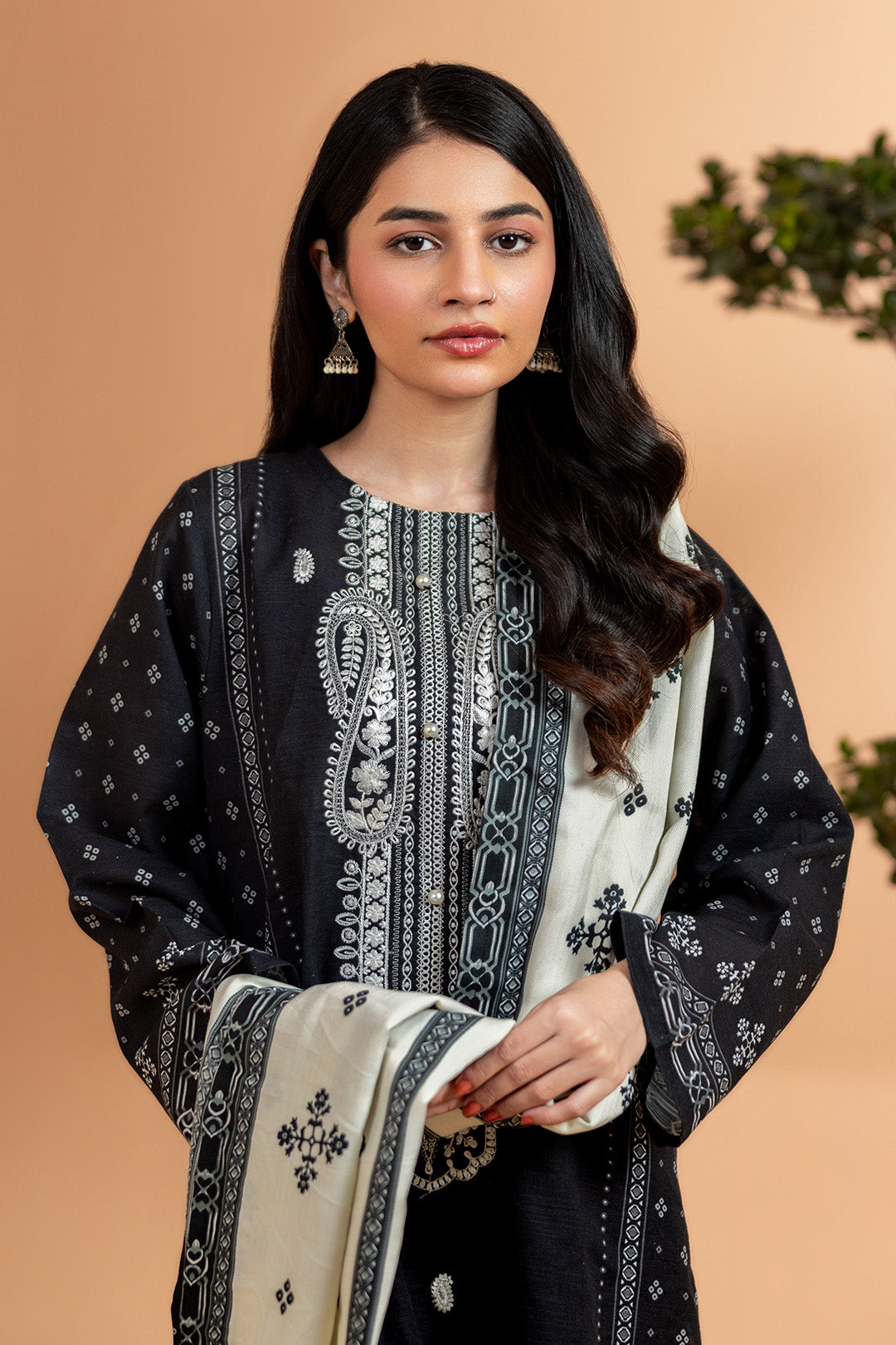 Embroidered Kurta Shawl Trouser - 3071