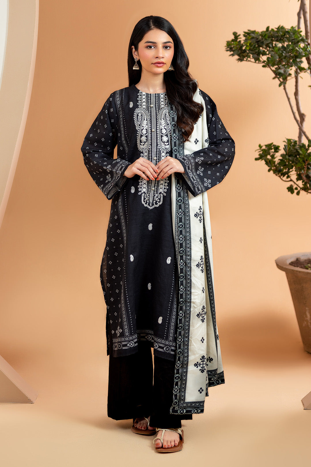 Embroidered Kurta Shawl Trouser - 3071