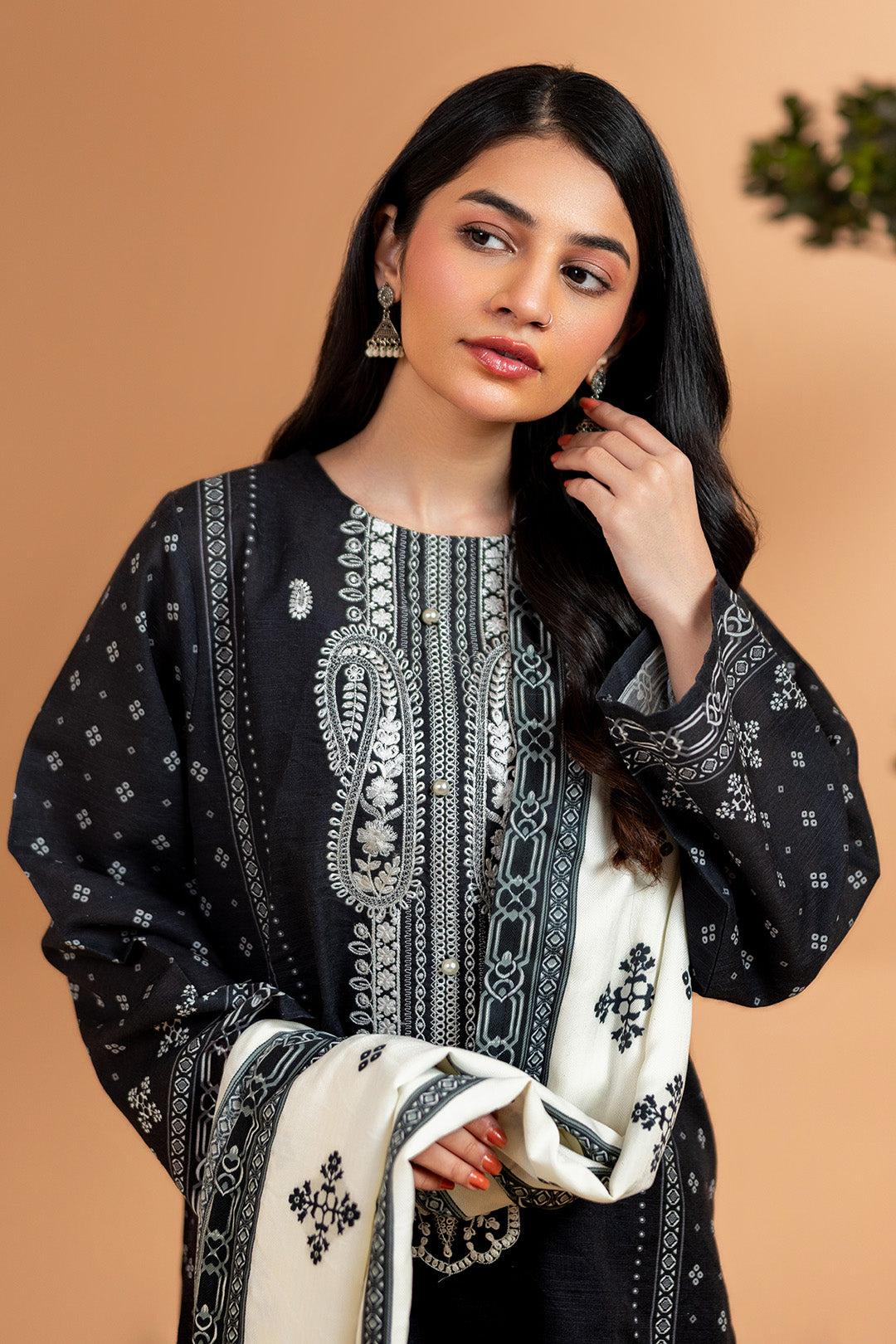 Embroidered Kurta Shawl Trouser - 3071