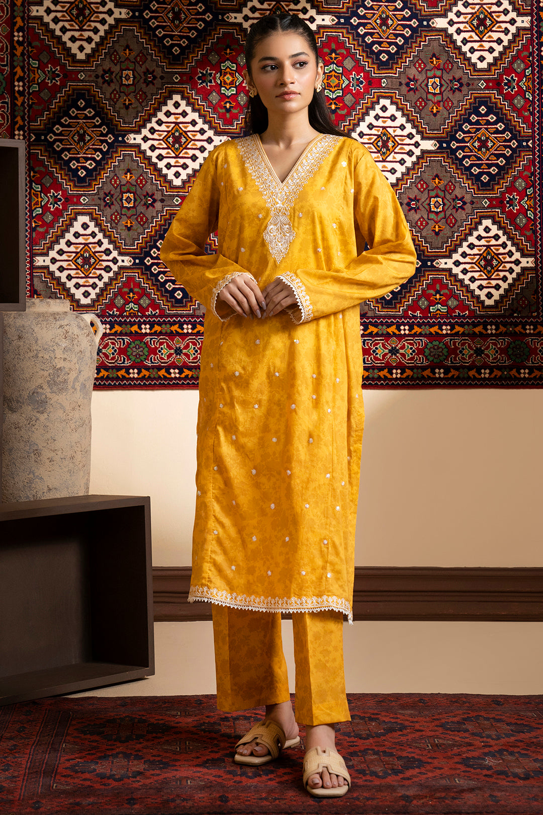 Embroidered Kurta Trouser - 1920