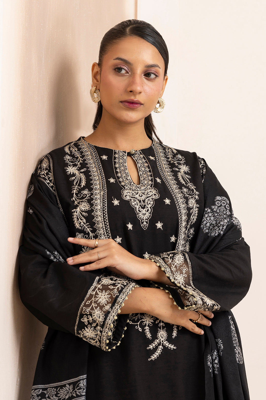 Embroidered Kurta Shawl Trouser - 3374