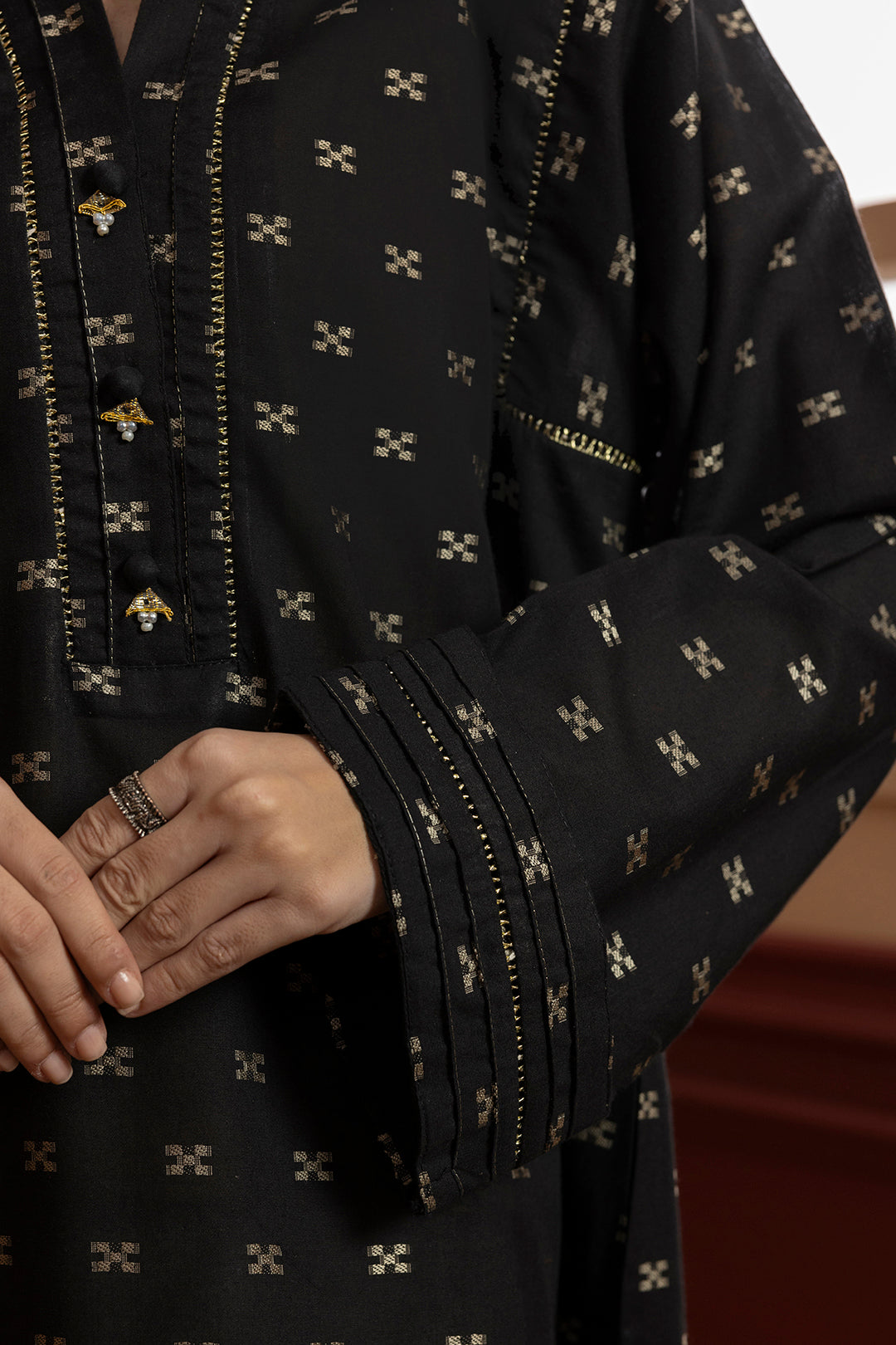 Embroidered Kurta - 2516