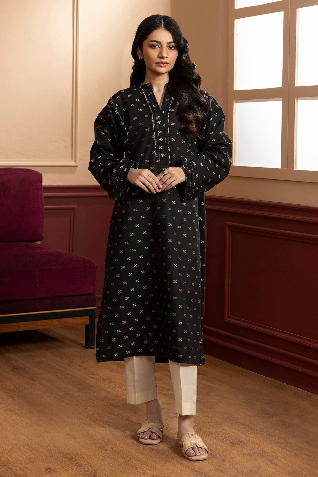Embroidered Kurta - 2516
