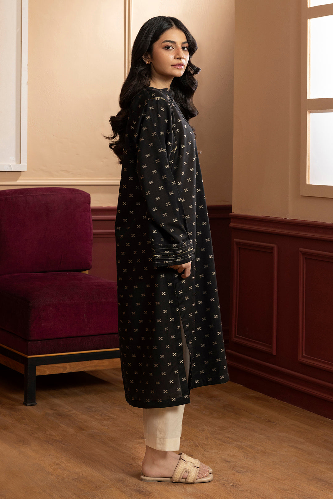 Embroidered Kurta - 2516