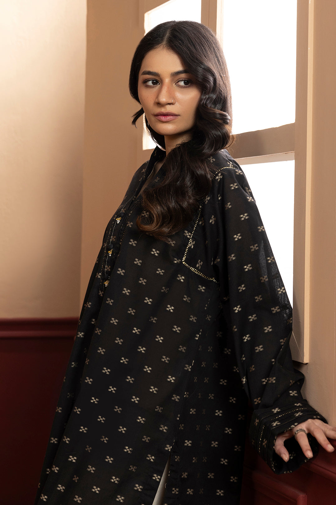 Embroidered Kurta - 2516