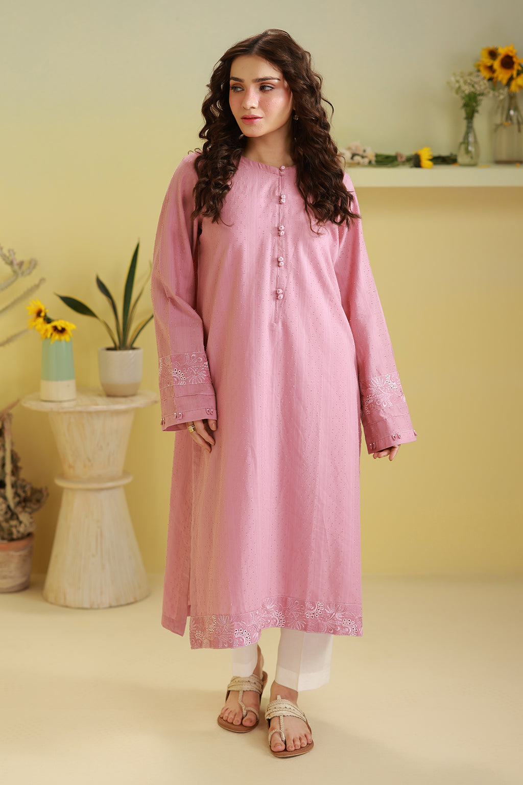 Embroidered Kurta - 2528