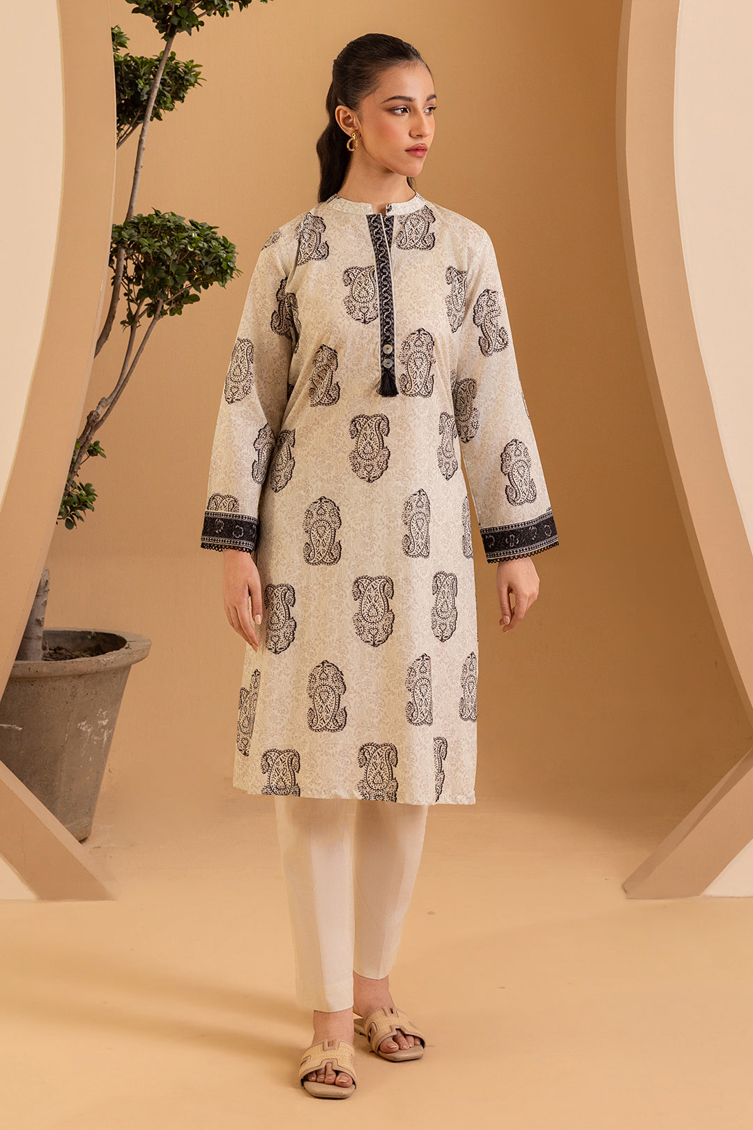 Embroidered Kurta - 2666
