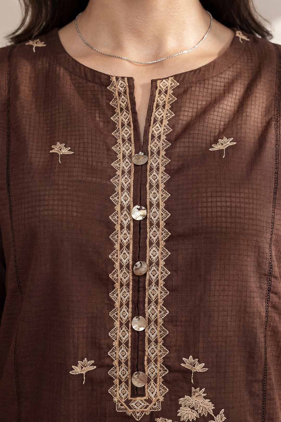 Embroidered Kurta Trouser - 2544