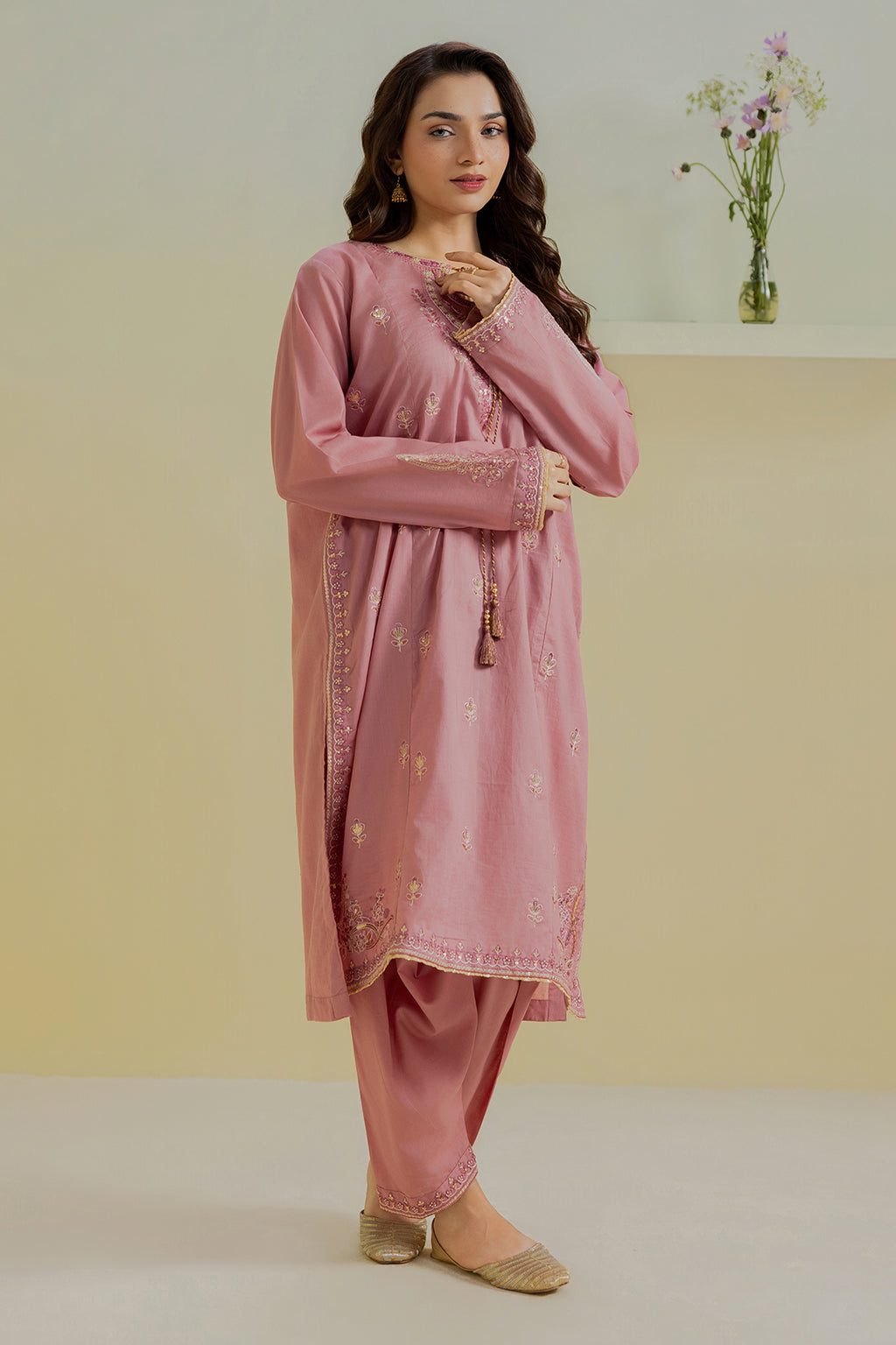 Embroidered Kurta Trouser - 2552