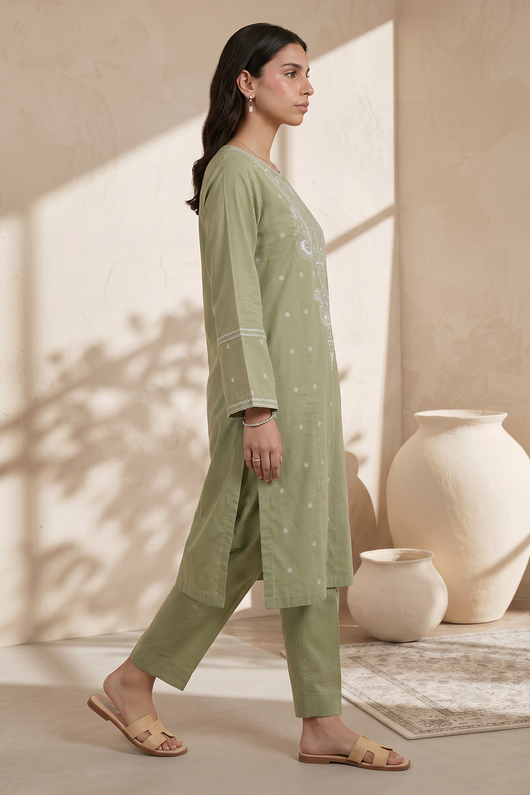 Embroidered Kurta Trouser - 2571