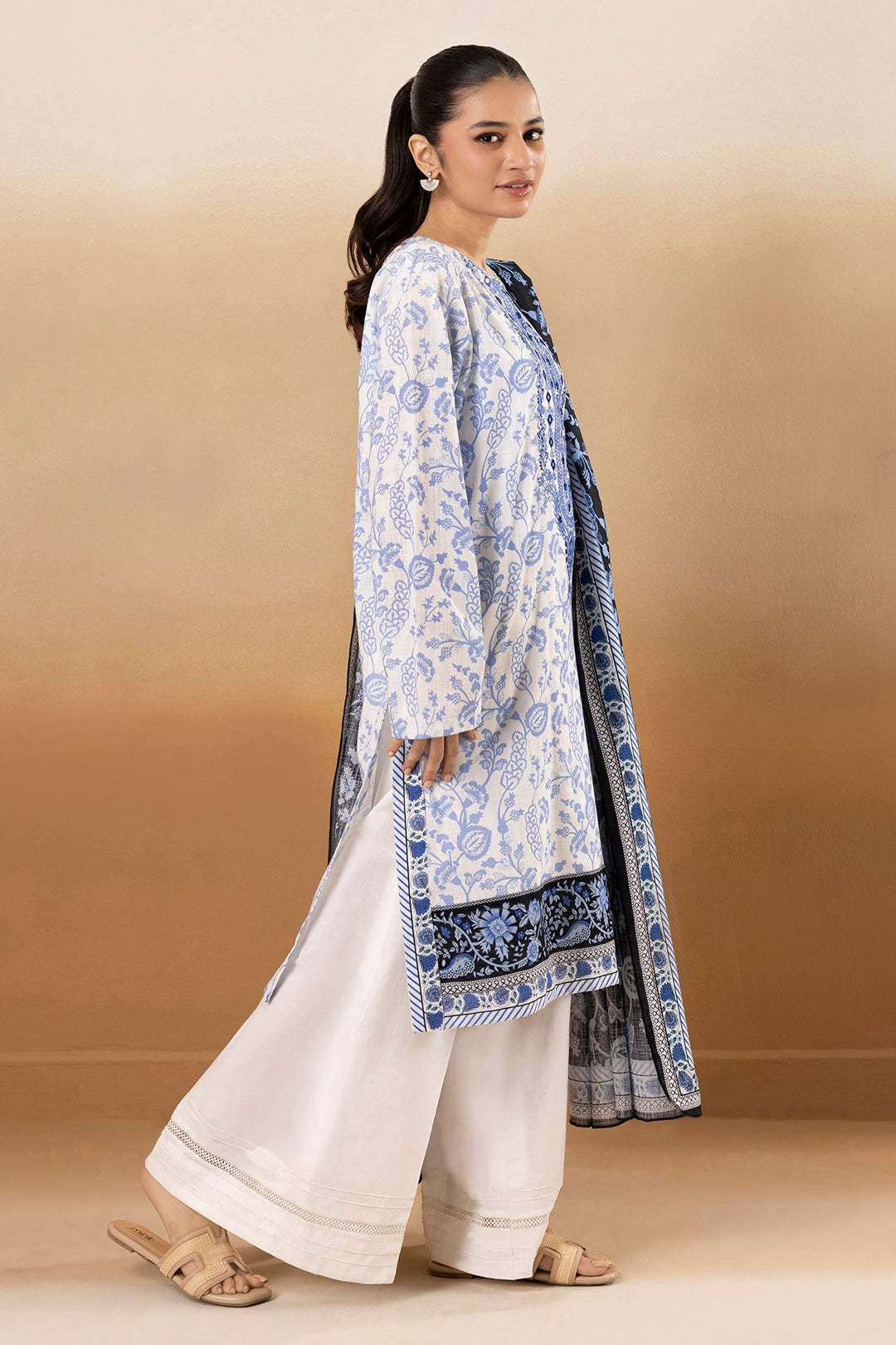 Embroidered Kurta Dupatta - 2694