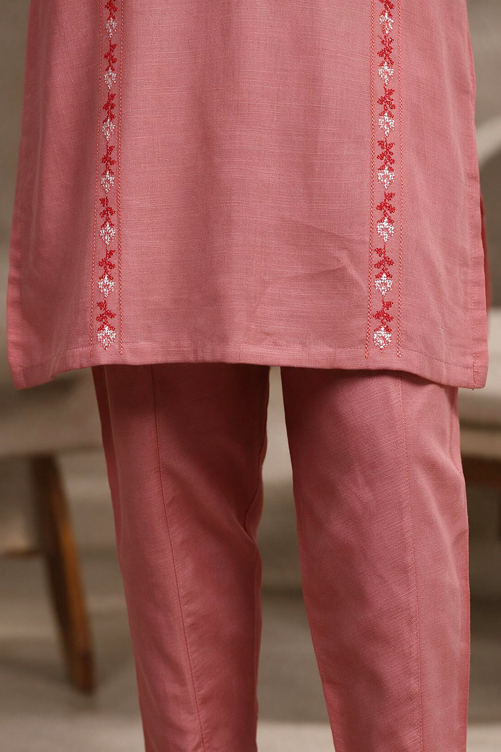 Embroidered Kurta Trouser - 2768