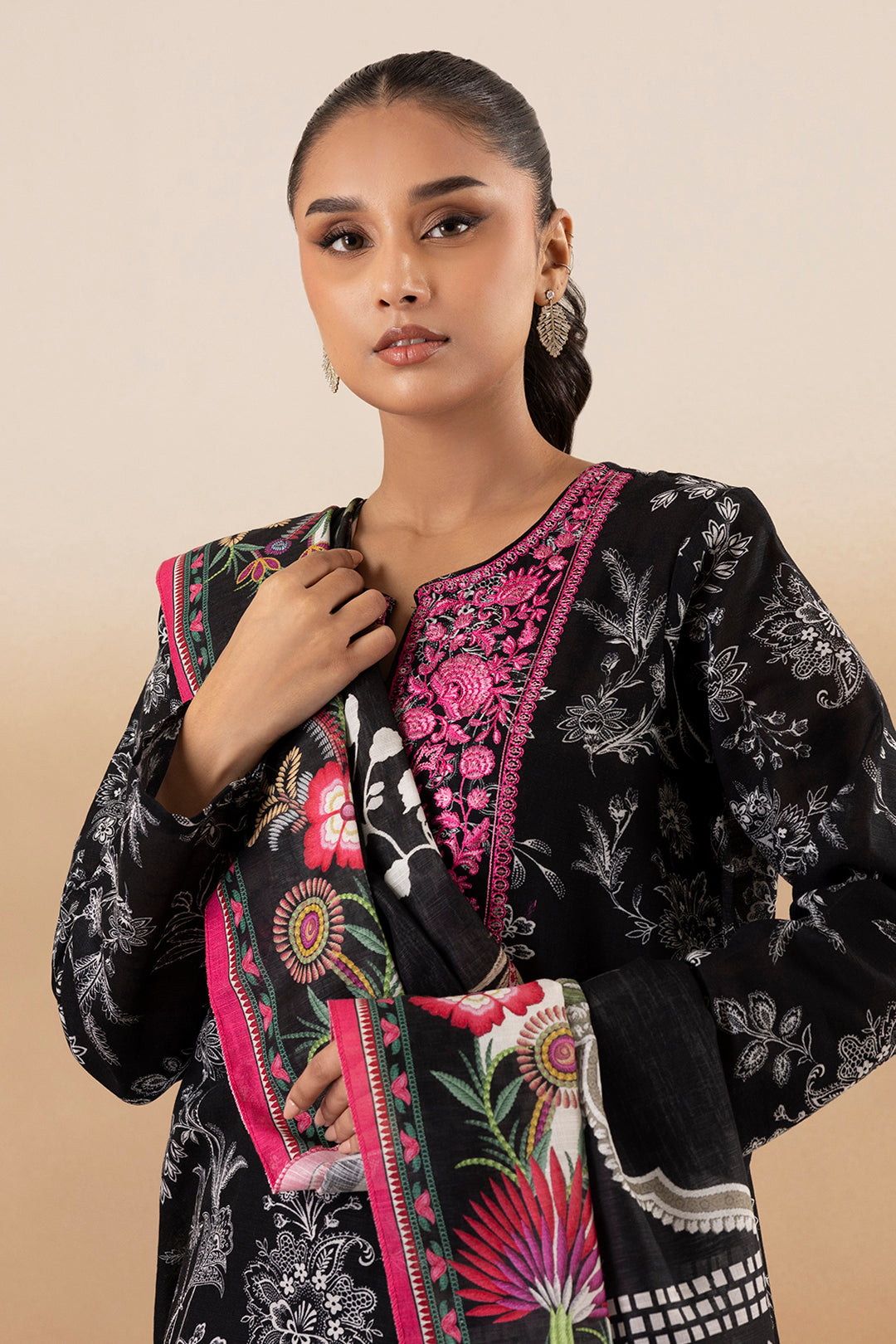 Embroidered Kurta bottom With Dupatta main image 0